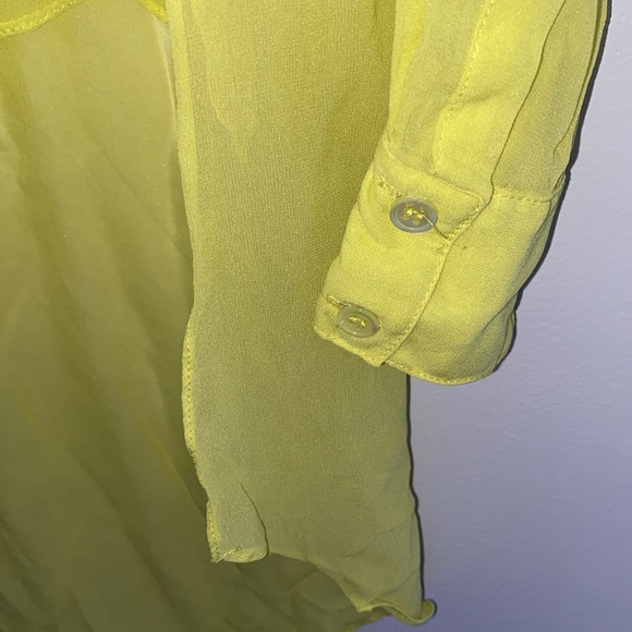 BCBG maxazria longline droptail neon yellow silk long sleeve sheer top, XS - Picture 6 of 7